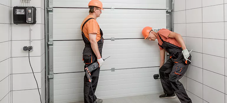 Secure Garage Door Repair in Midway, FL