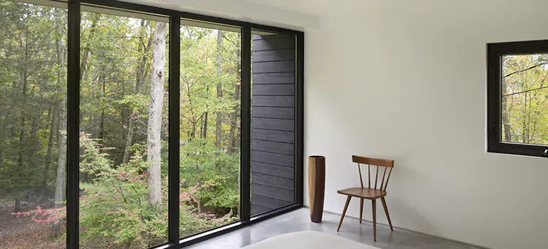 Bulletproof Window Protection Services in Midway, FL